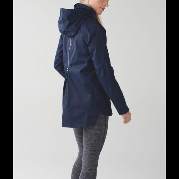Lululemon Fo Drizzle Jacket - Picture 4 of 10